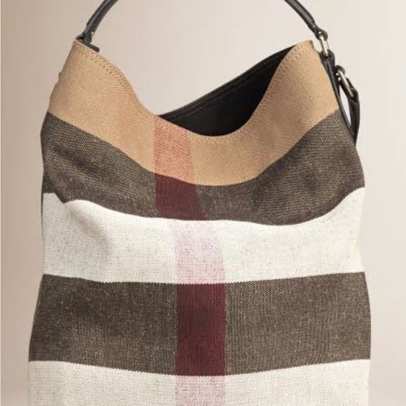 EUC - Burberry medium Susanna jute mega check bucket bag with two straps - Picture 3 of 13